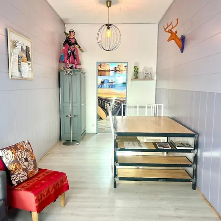 Mezzanines 50 M De La Holiday home *