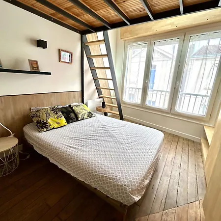 Nyaraló Mezzanines 50 M De La *