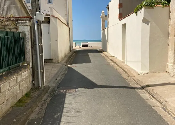 Mezzanines 50 M De La *